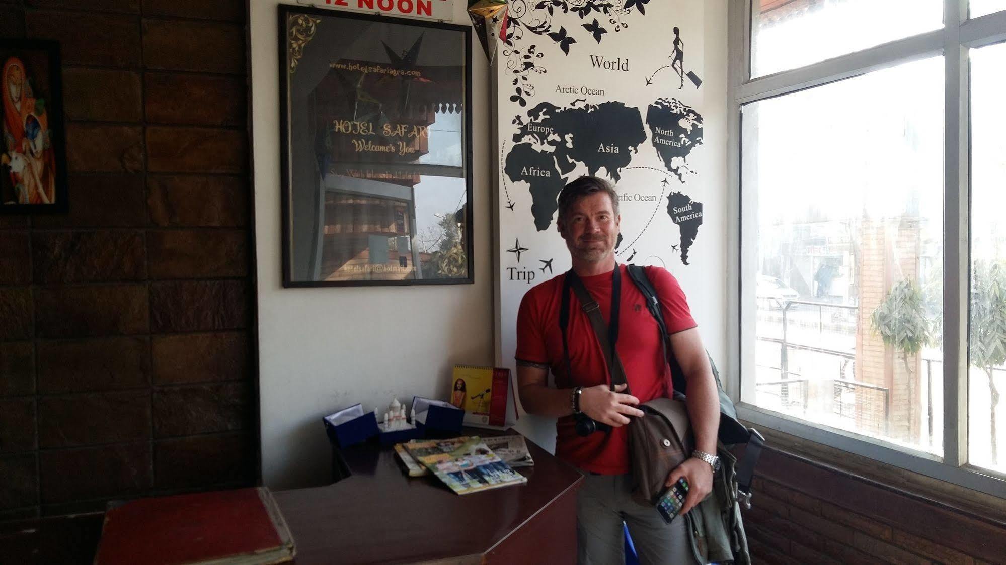 Hotel Safari Agra  Eksteriør billede